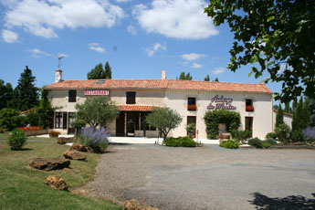 Auberge du Moulin Restaurant at Chasnais near Lucon