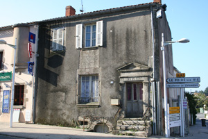 old house St.Etienne du Bois